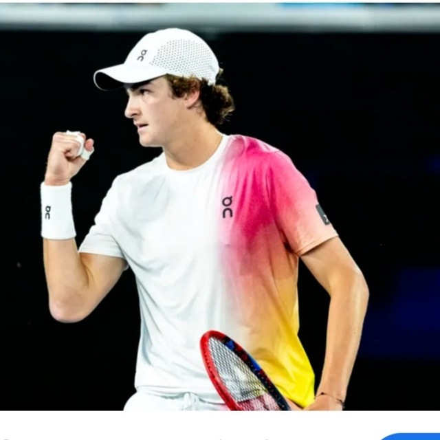 @tennis_guru_football